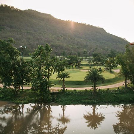 Phubachiang Golf & Resort Pakse Exterior photo