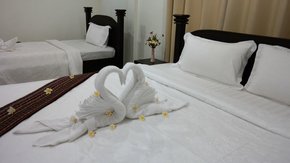 Phubachiang Golf & Resort Pakse Exterior photo