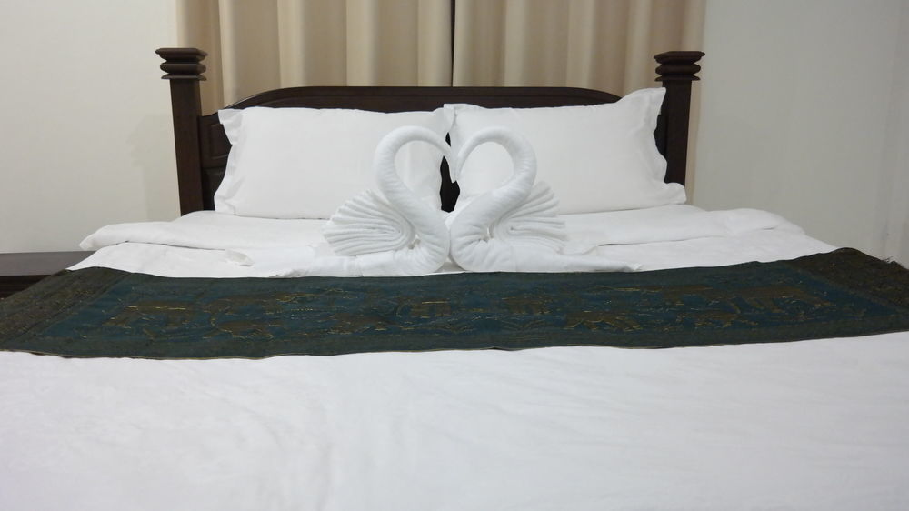 Phubachiang Golf & Resort Pakse Exterior photo